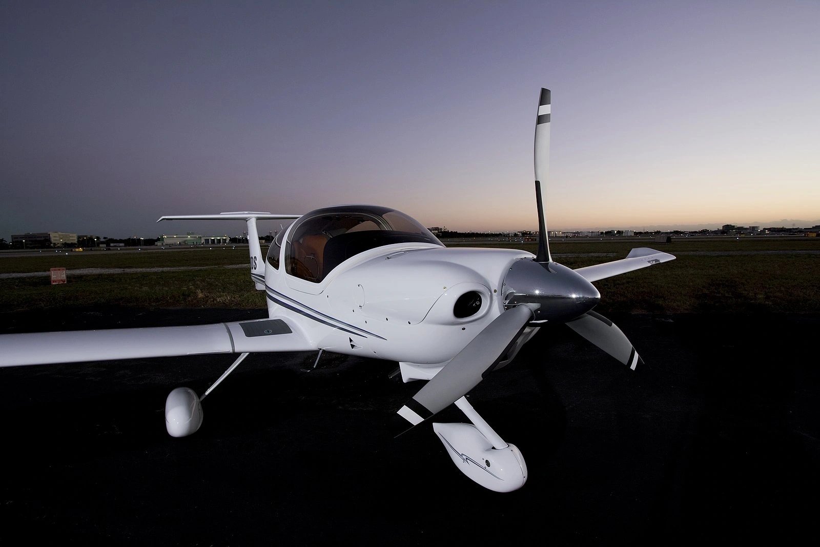 Multiple Diamond DA40
